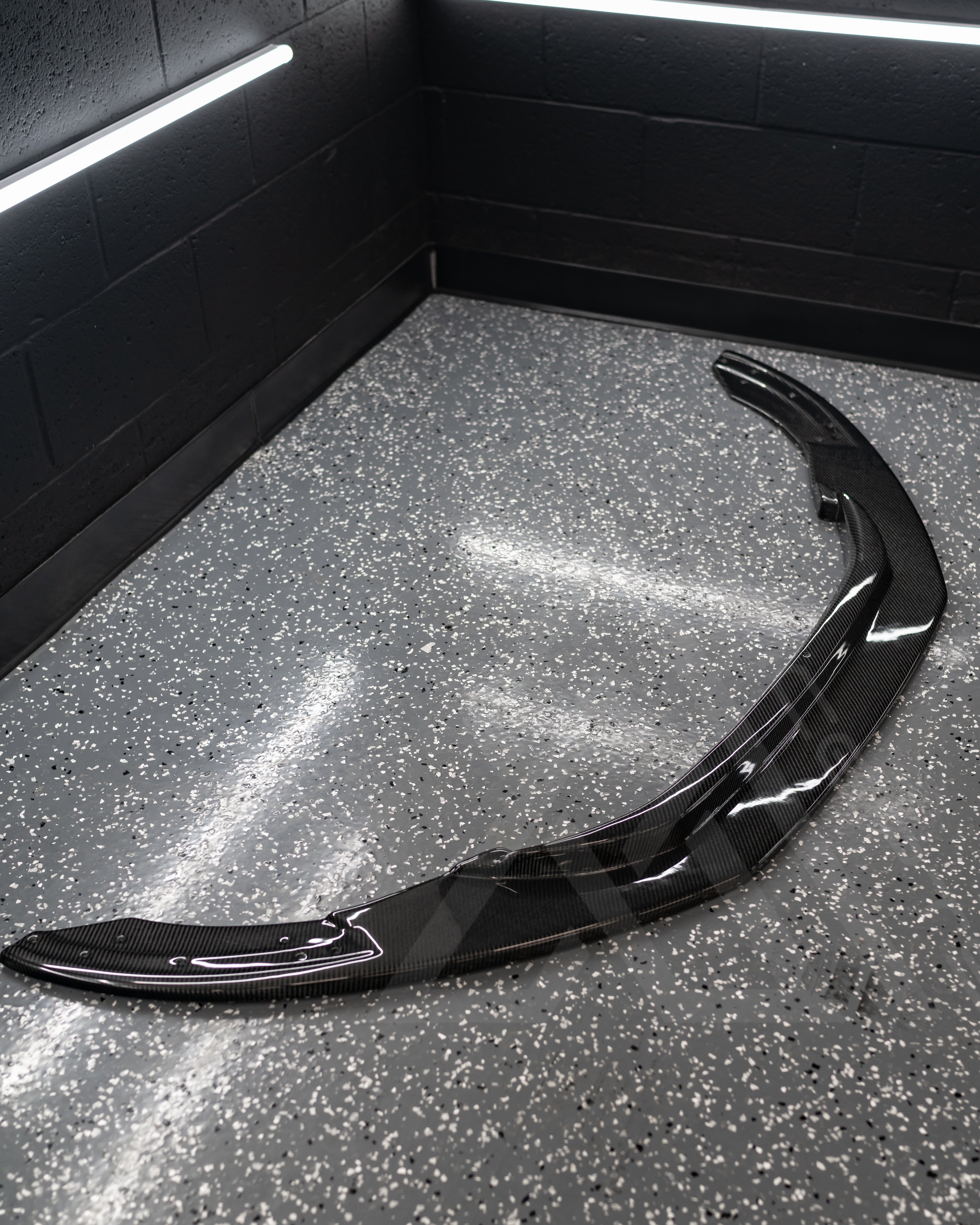 Carbon Fiber Front Lip – Audi R8 | Eterna Motorworks