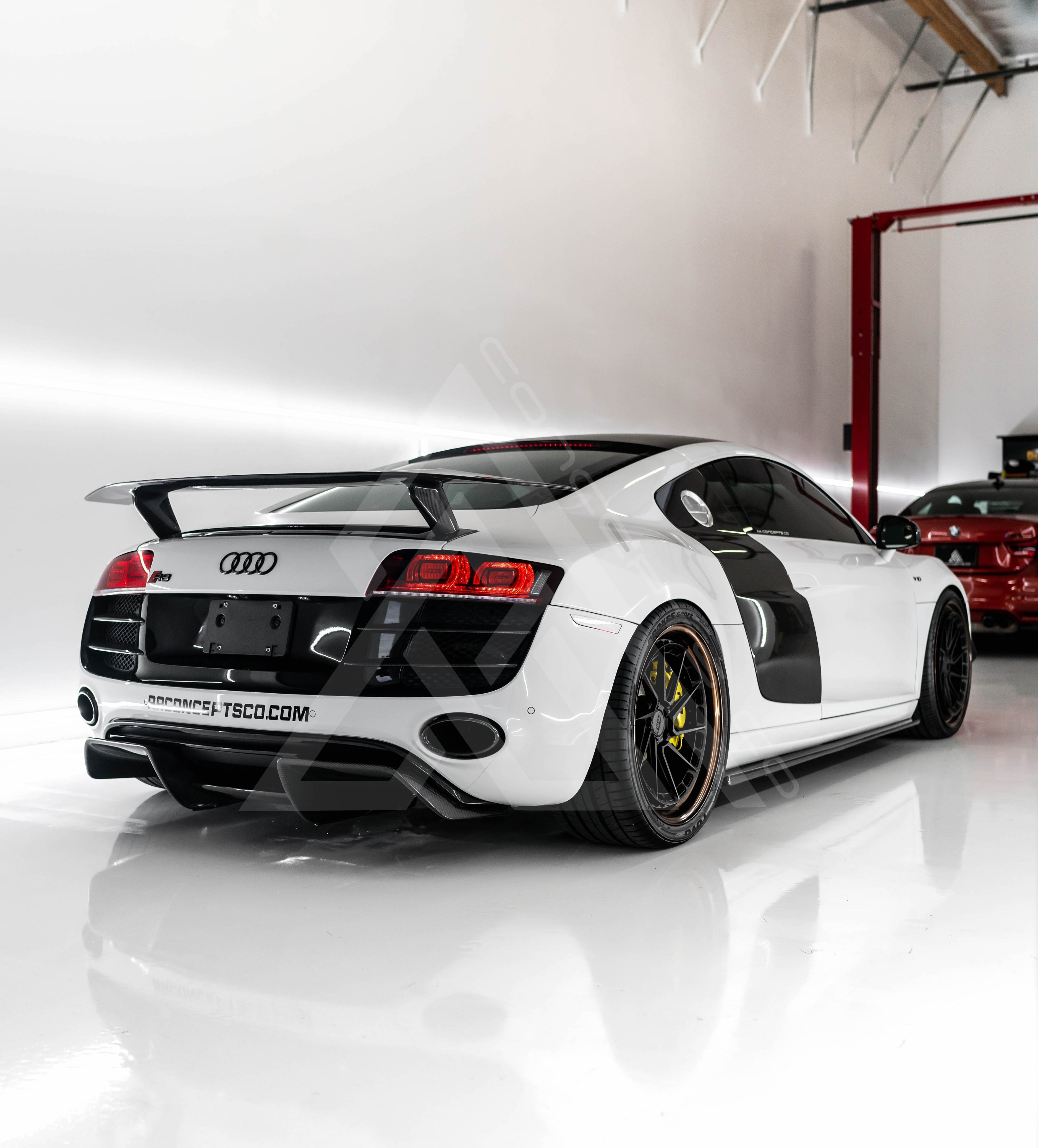 Carbon Fiber A-Style Side Skirts – Audi R8 | Eterna Motorworks