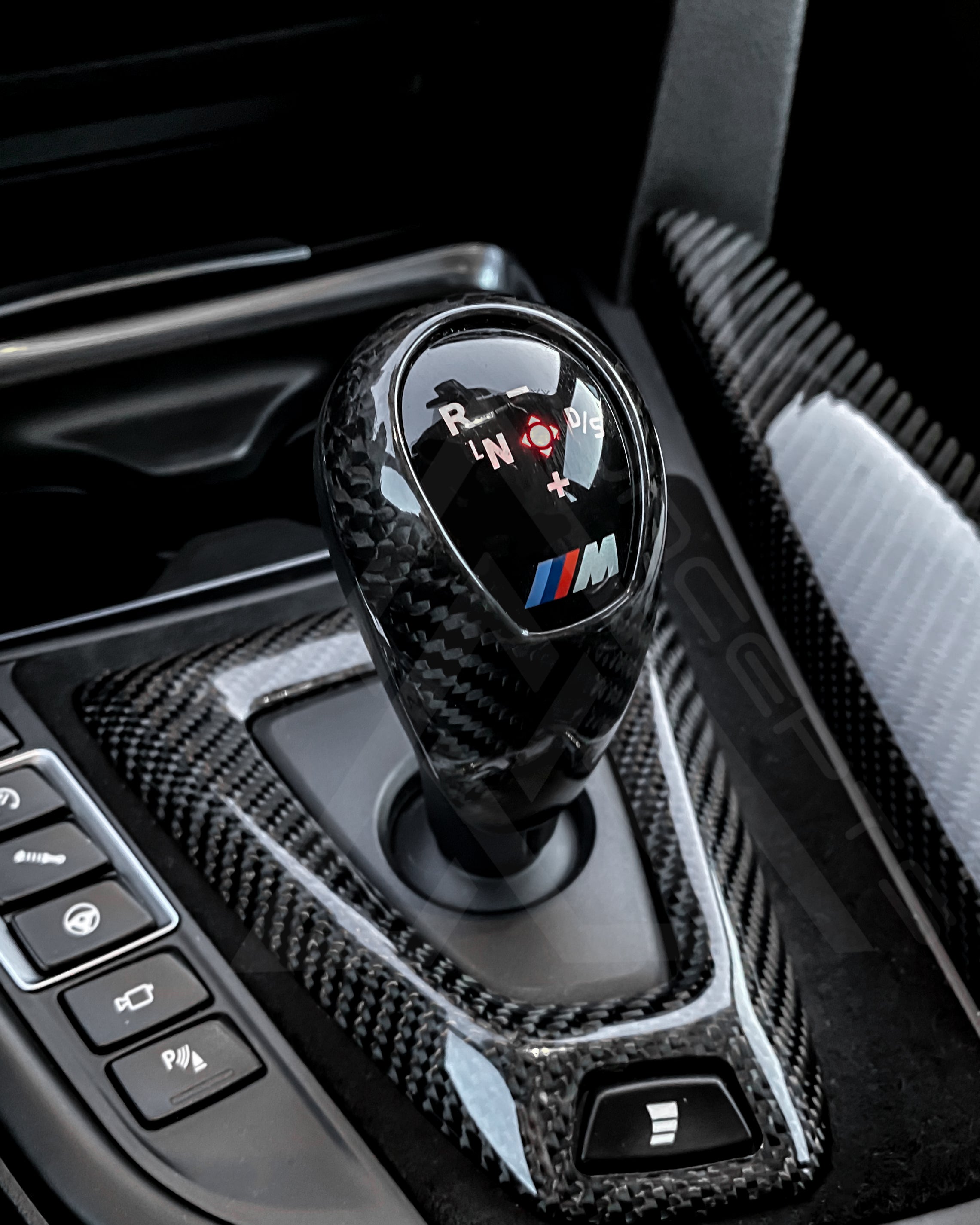 Carbon Fiber Shift Knob Trim – BMW F80 M3 / F82 F83 M4 | Eterna Motorworks