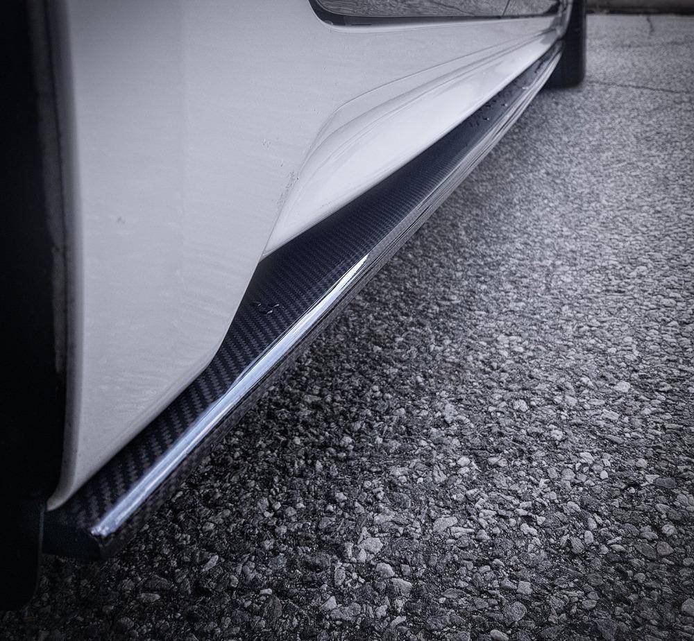 Genesis G80 (DH) carbon fiber side skirts - ADRO