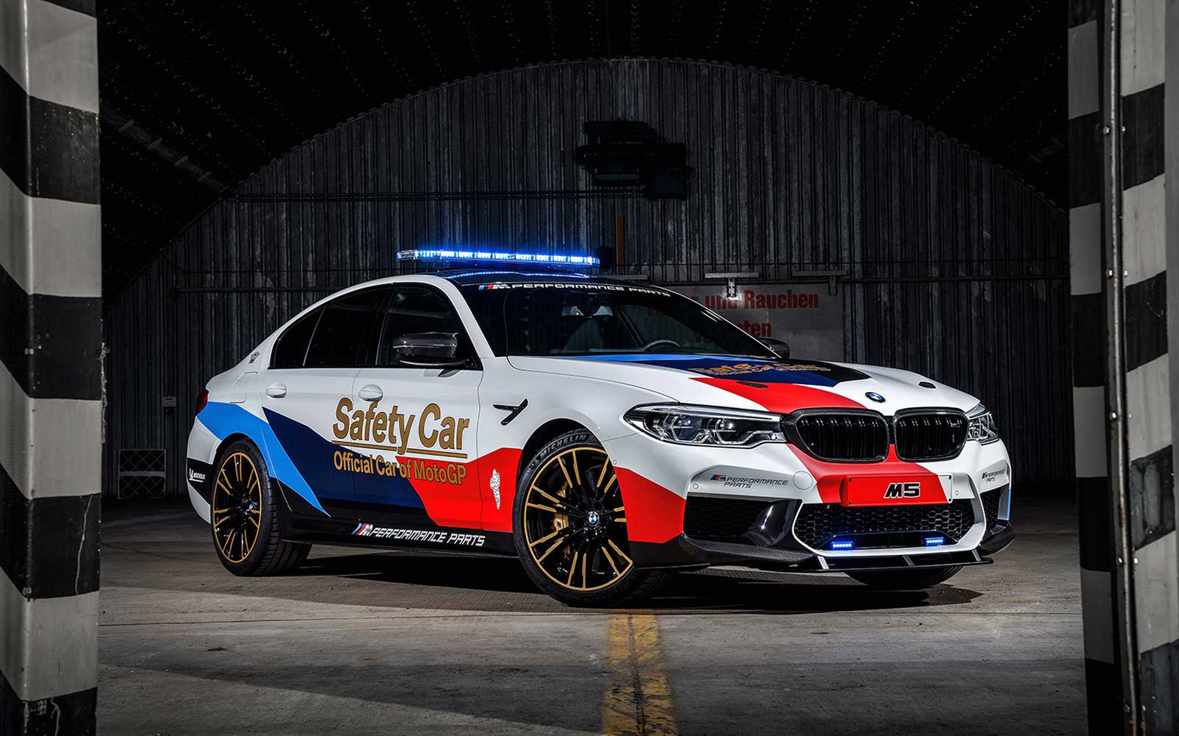 F90 M5