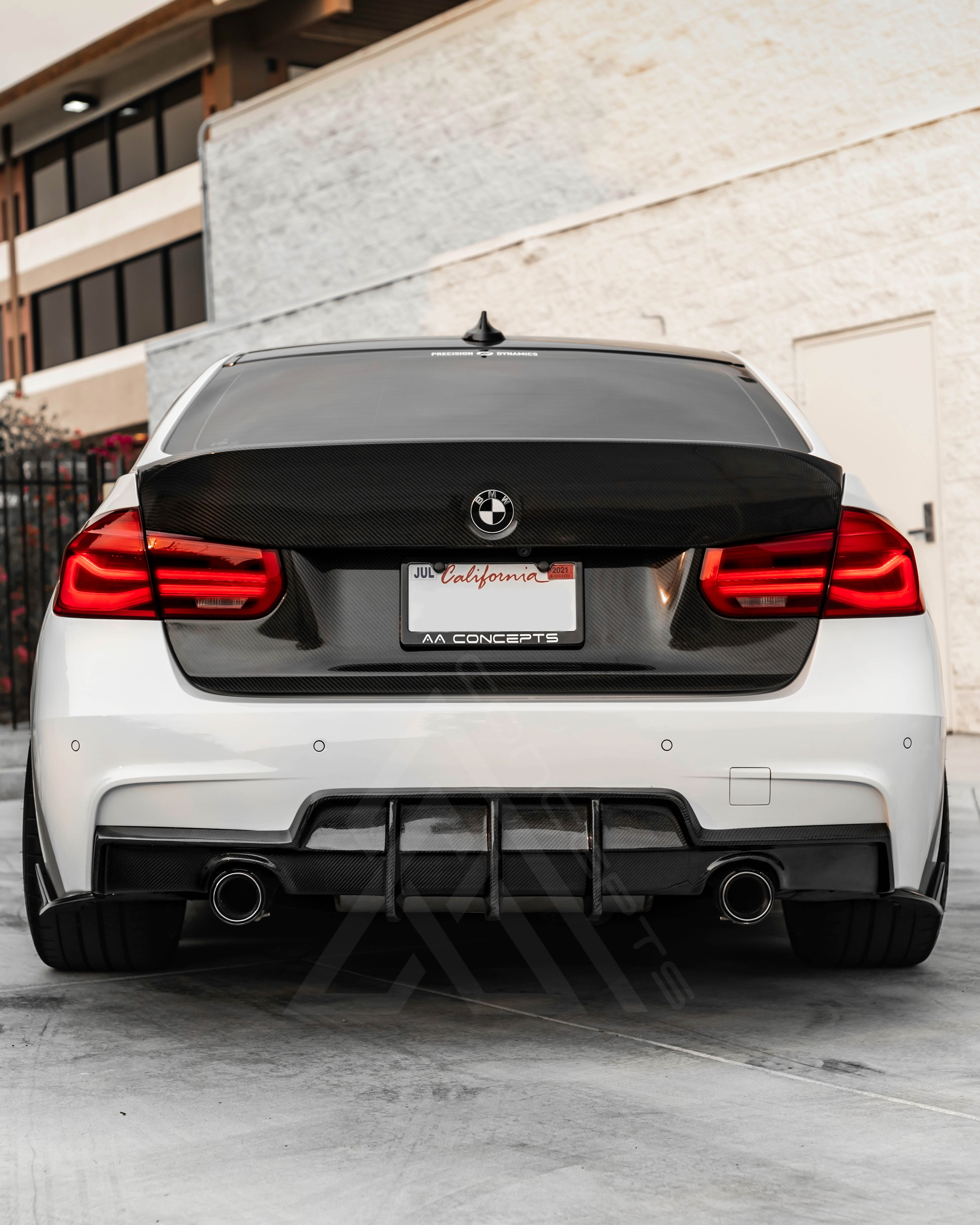 Signature Series Carbon Fiber Rear Diffuser – BMW F30 3 Series | Eterna Motorworks