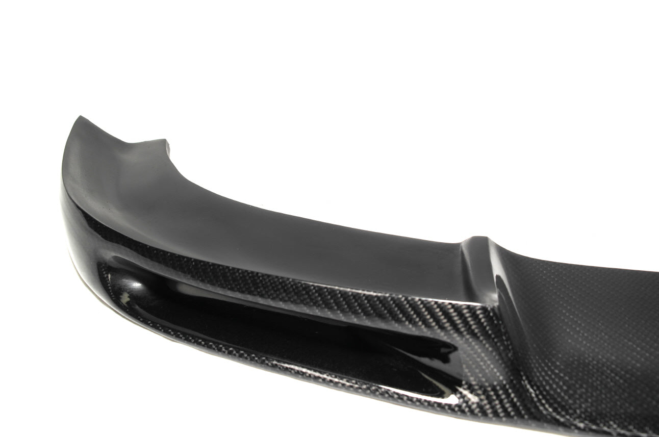 2012-2014 Mercedes Benz GG W204 C63 AMG bumper, V-Style Carbon Fiber Front Lip