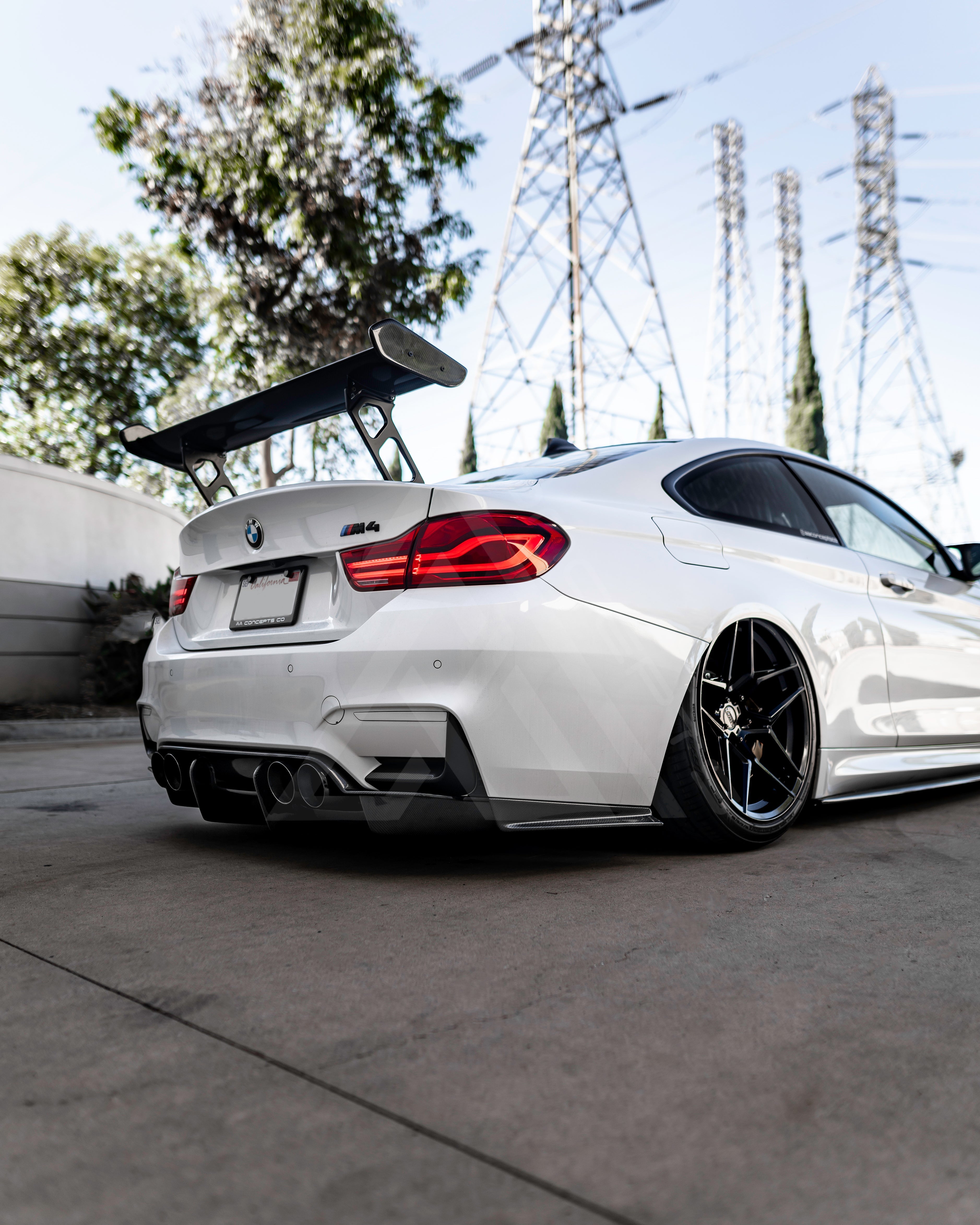 F8X M3 M4 PSM Style Carbon Fiber Rear Diffuser