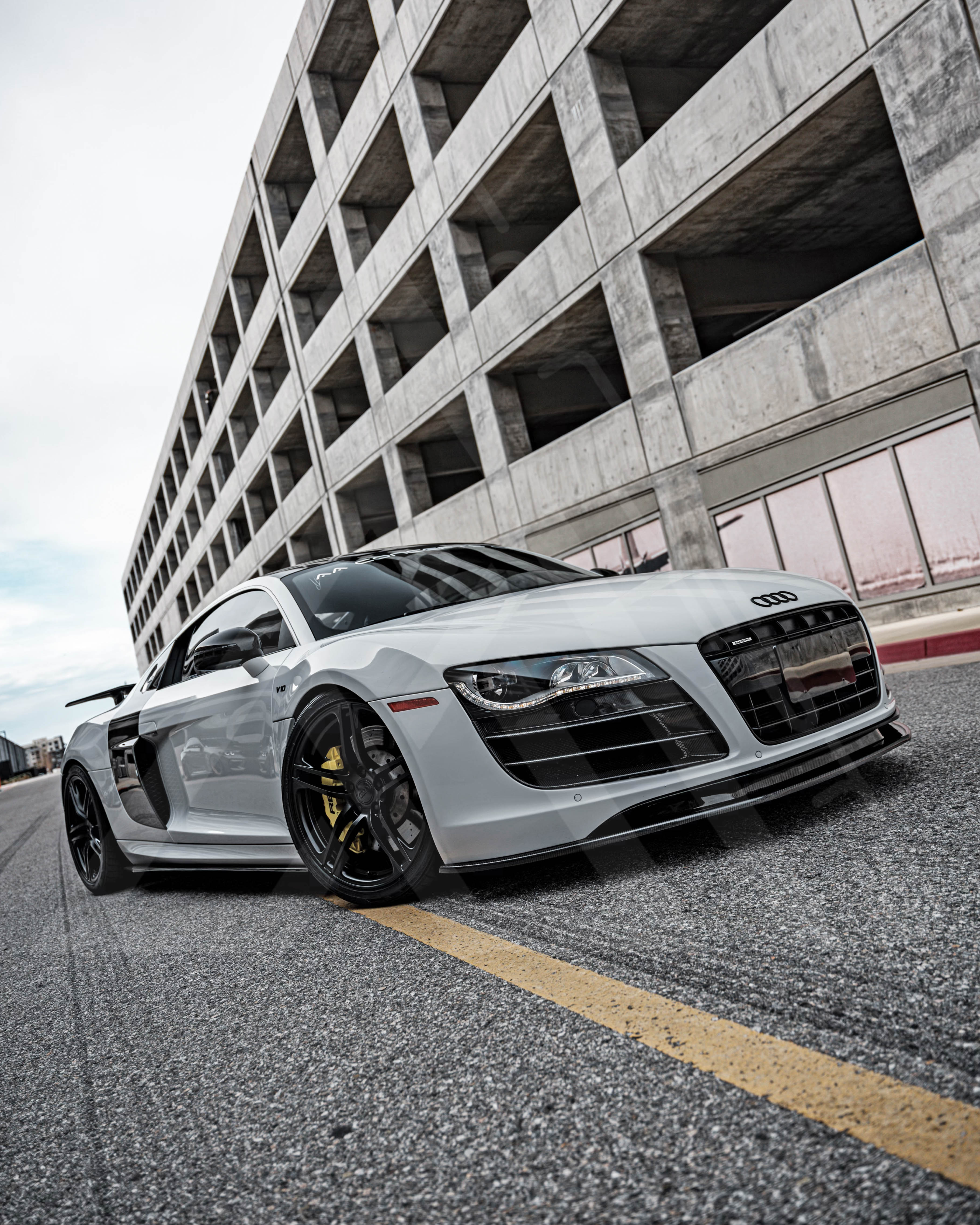 Audi R8 Carbon Fiber Front Lip