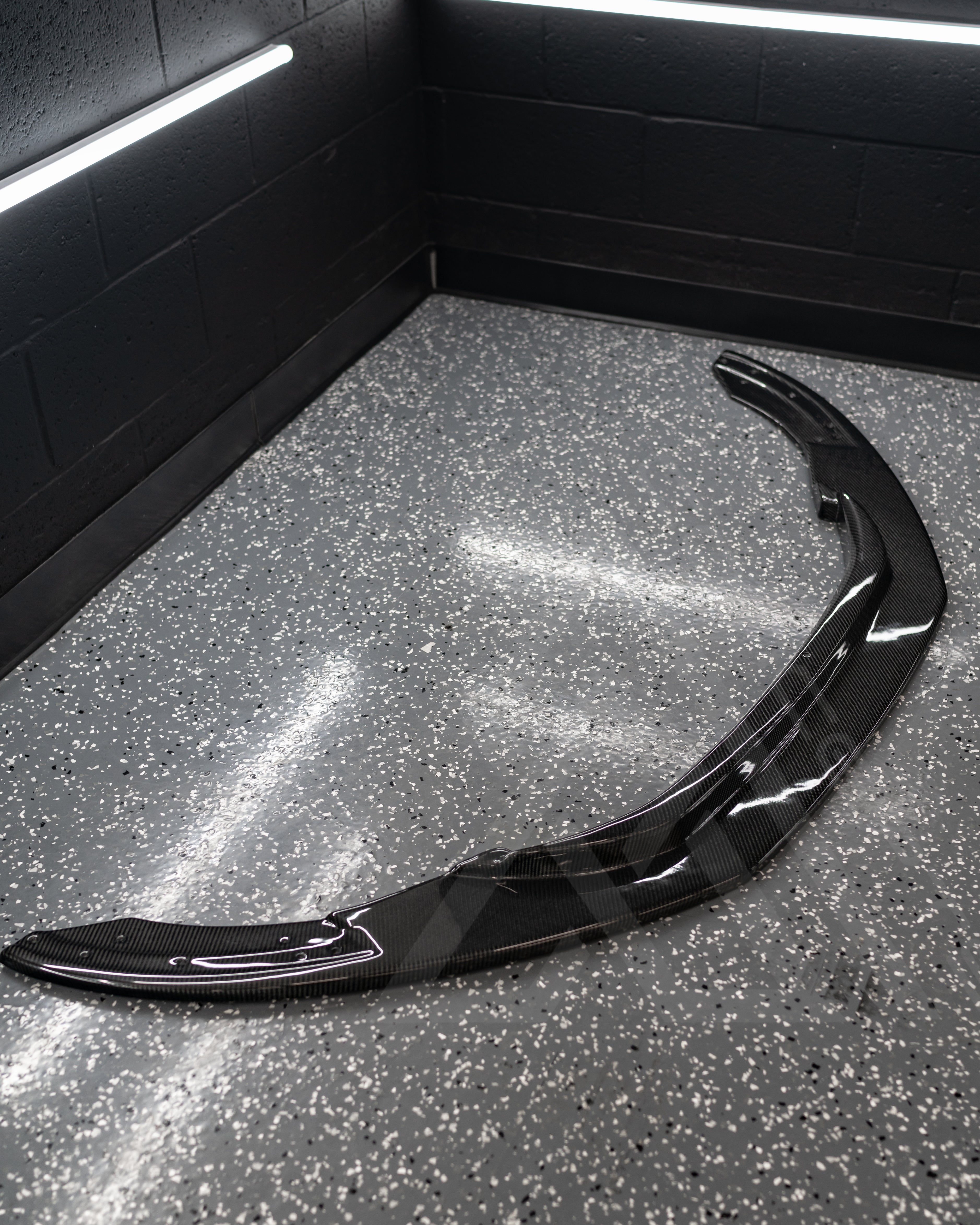 Audi R8 Carbon Fiber Front Lip