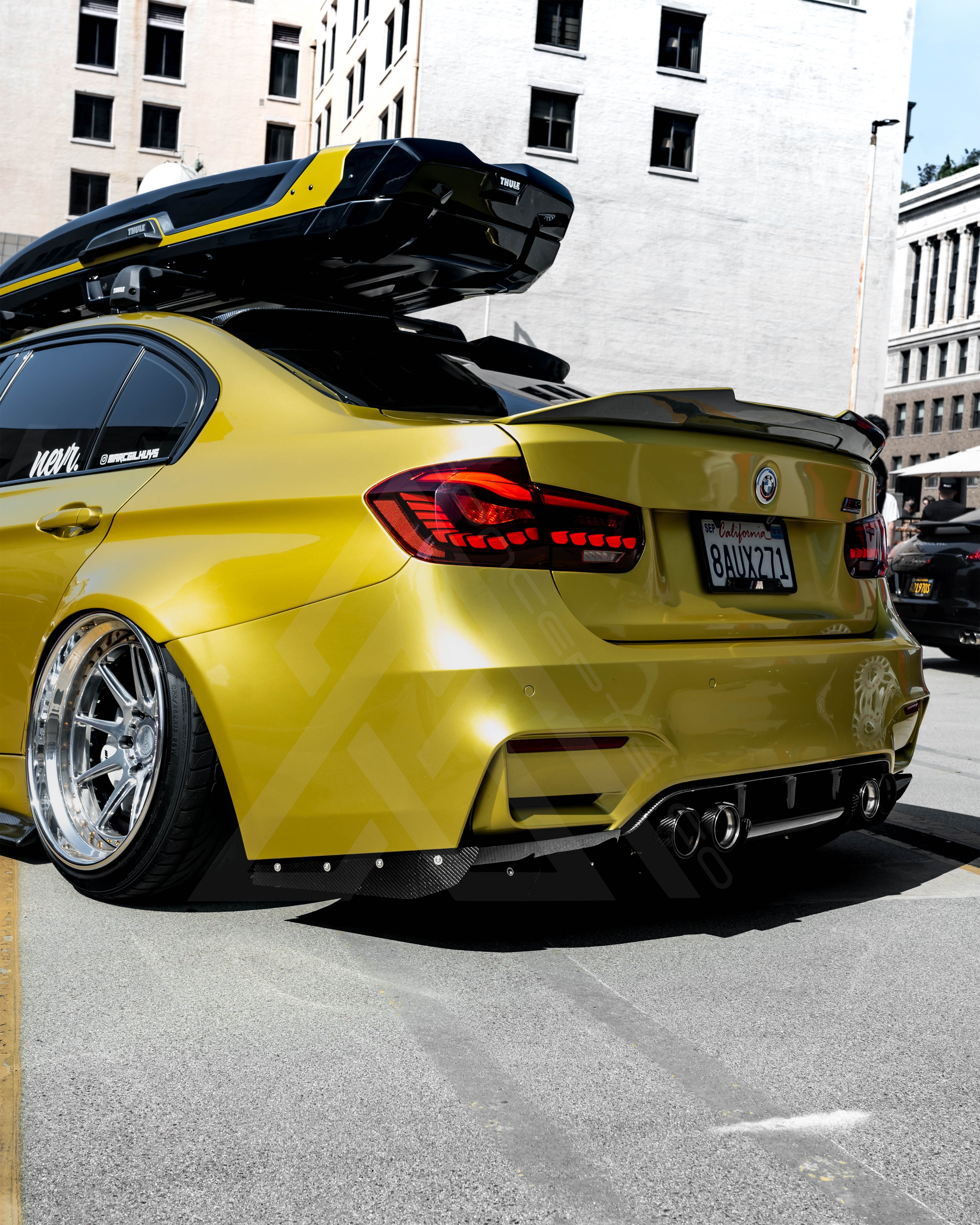 F80 M3 F82 M4 Carbon Fiber Varis Style Undertray Diffuser