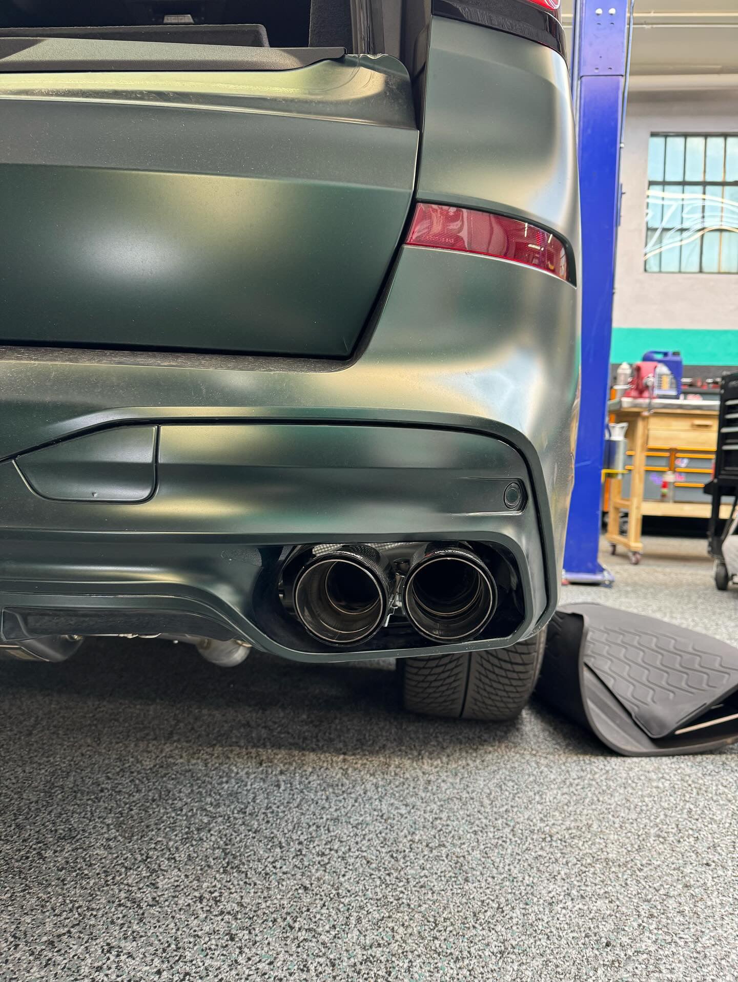 BMW Alpina XB7 / X7 M50i / X7 M60i  Valved Sport Exhaust System