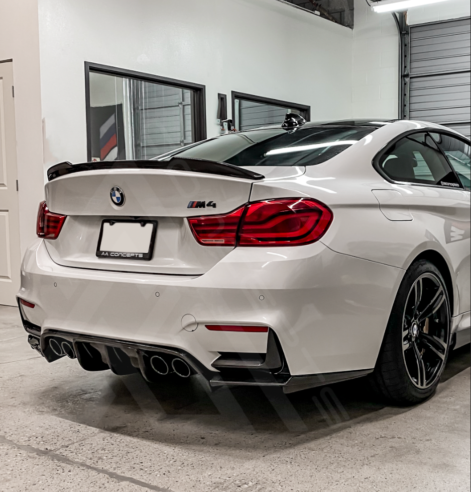 F80 M3 F82 M4 Carbon Fiber Rear V Style 3 Piece Diffuser